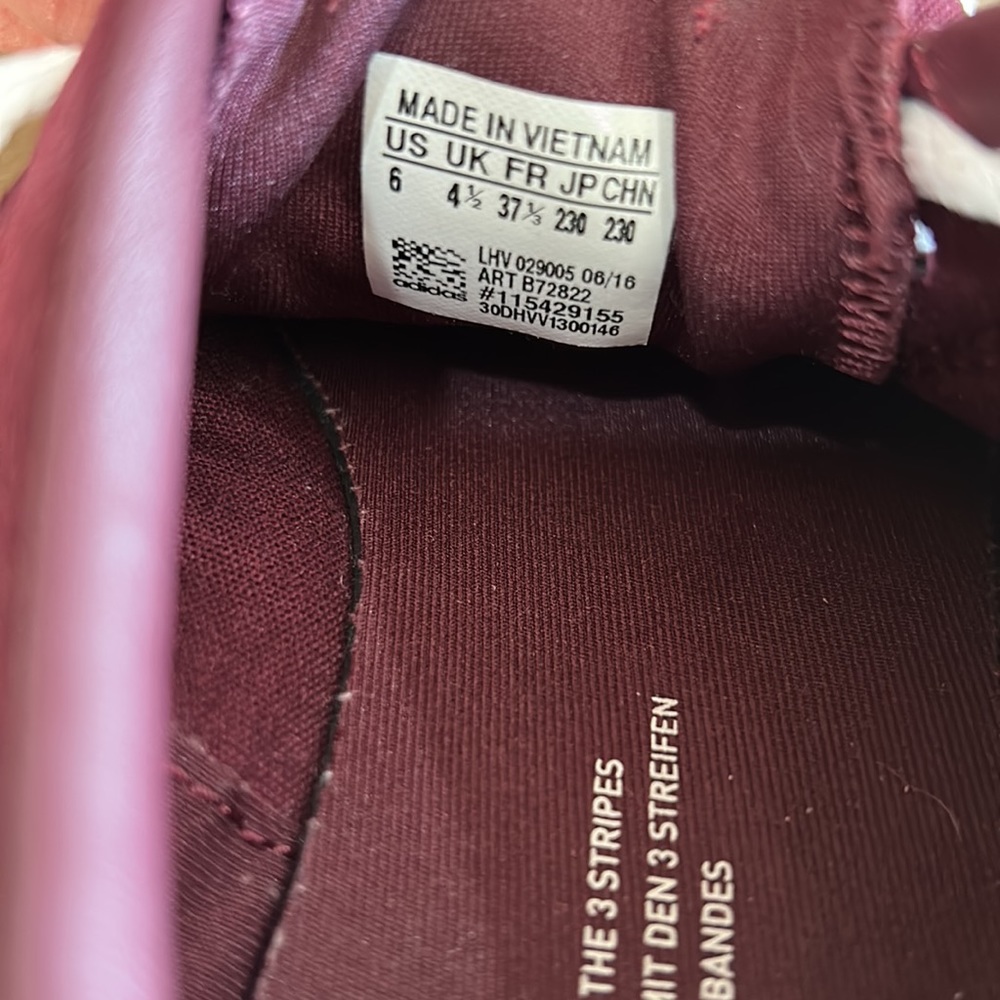 Adidas - Picture 4 of 4